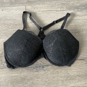 Victoria’s Secret black lace snap front bra
